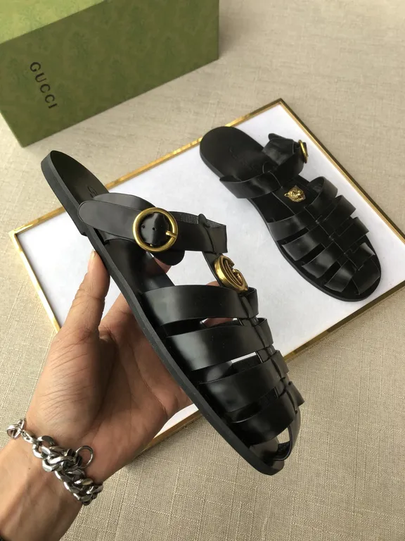 Gucci Shoe 